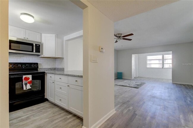 Photo - 4901 Onyx Ln Unit 204