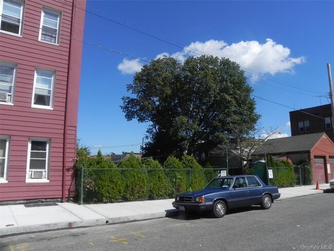 Photo - 49 5th St Unit 8