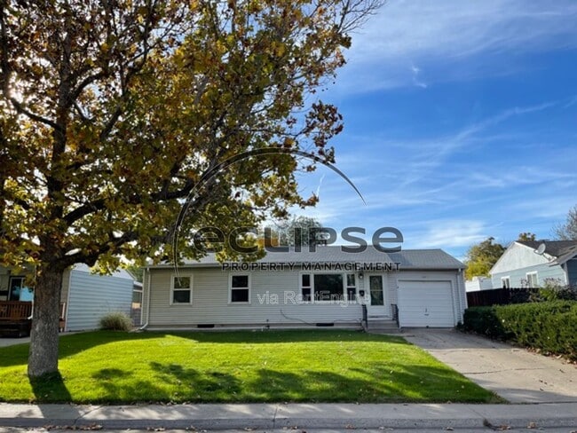 Building Photo - 447 19th St