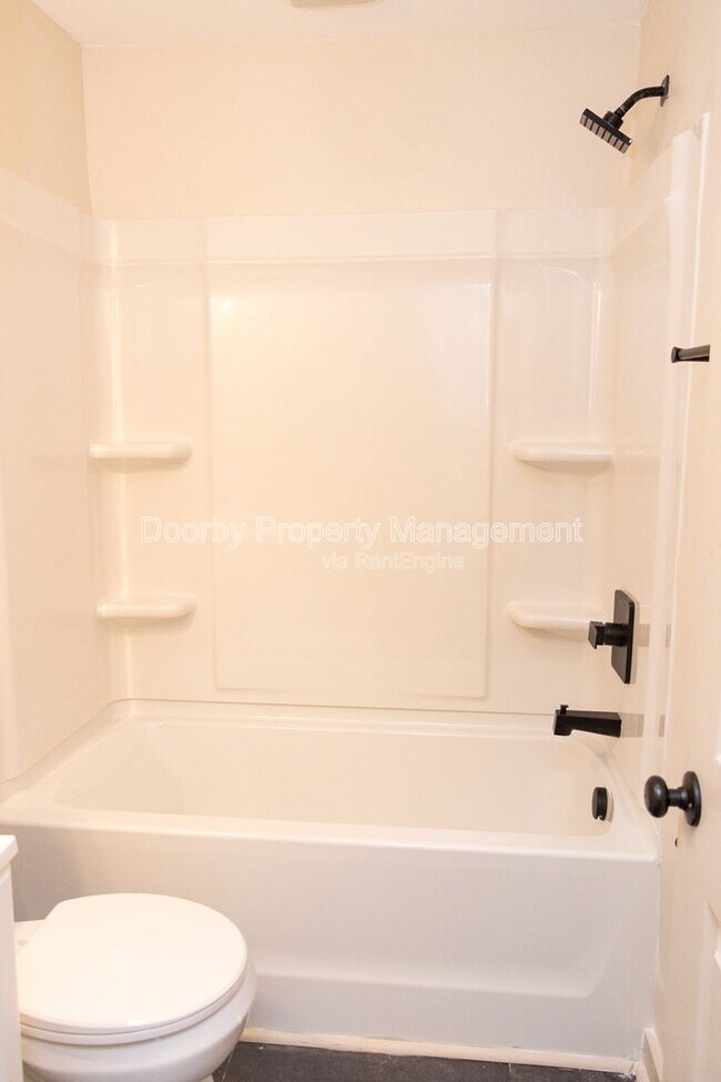 Photo - 804 Grandview Ave