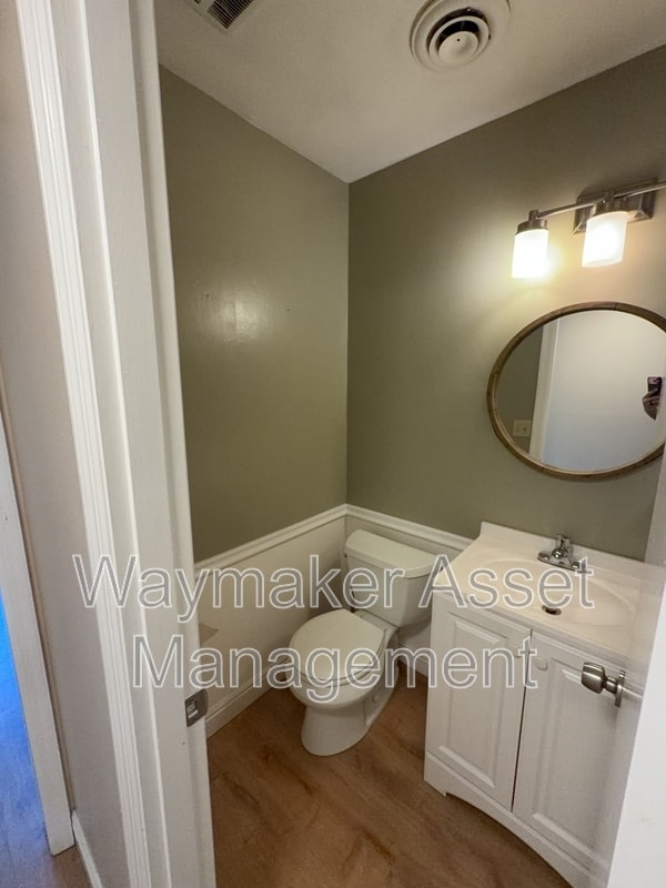 Photo - 397 Raspberry Ln