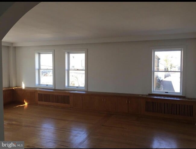 Building Photo - 7 Coryell St