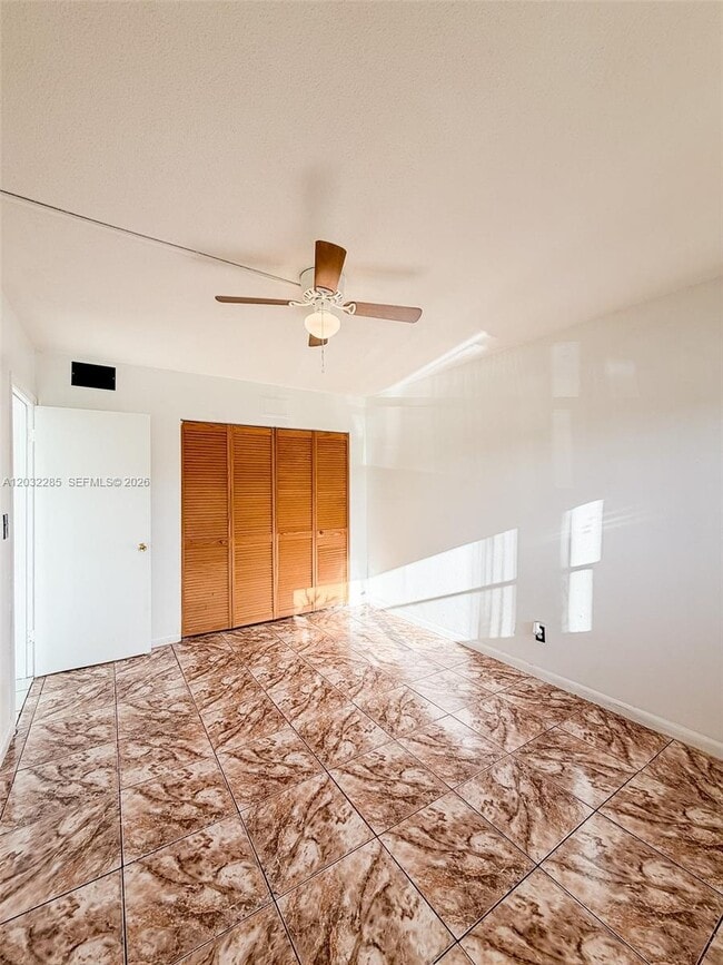 Photo - 3721 SW 54th Ave