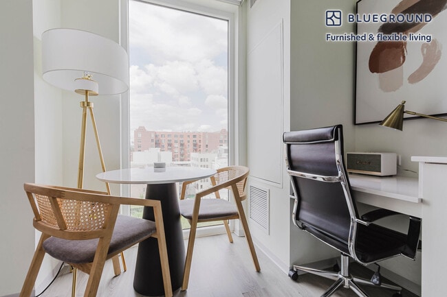 Photo - 343 W Schiller St Unit FL8-ID1088