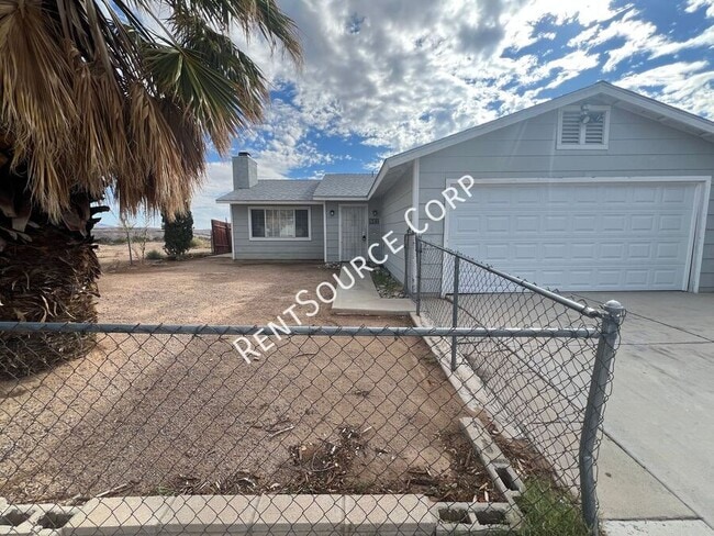 Photo - 841 Chateau Way