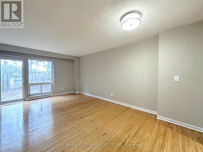 Photo - 63 Havenbrook Blvd