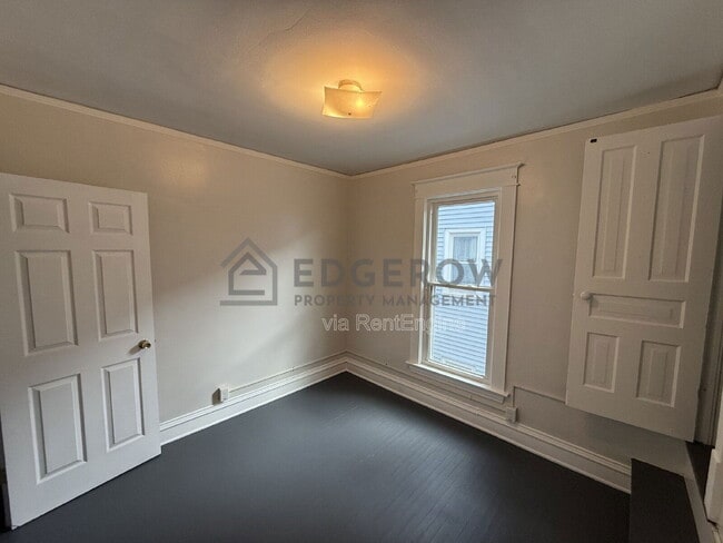 Photo - 915 Jackson St NW