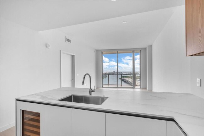 Photo - 1400 Biscayne Blvd Unit 2905