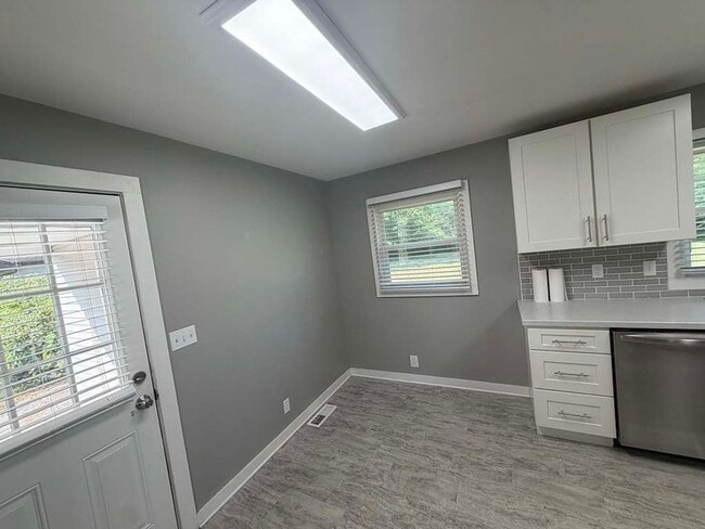 1227 Rocky Hill Rd