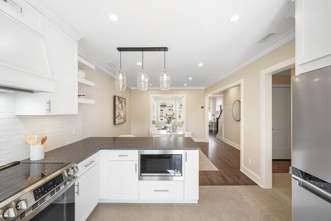 Photo - 31 East Ave Unit 37-2