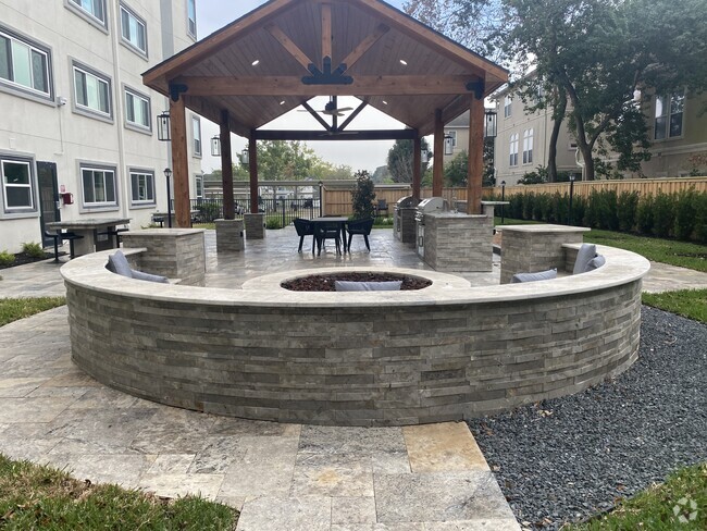 Tranquil Garden - Clear Lake Place Rental