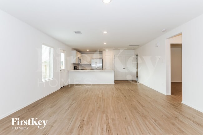 Photo - 375 Jewett Meadow Dr