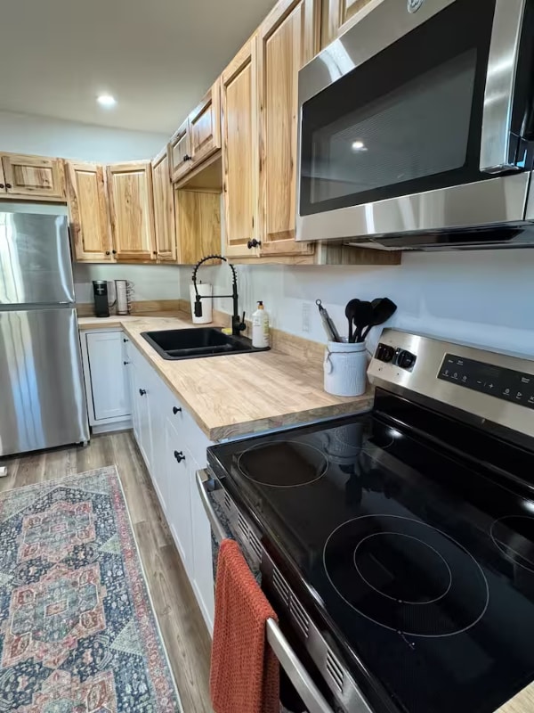 Photo - 672 Main Rd N Unidad 16