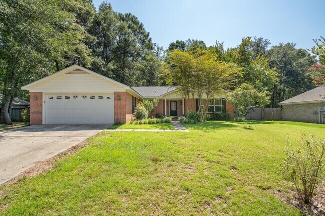 Building Photo - 165 Robbins Blvd Rental