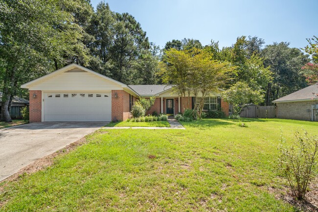 Photo - 165 Robbins Blvd House