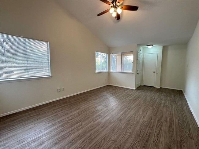 Photo - 12418 Coronet St