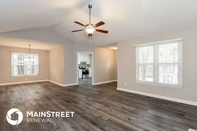 Photo - 5208 Relay Way