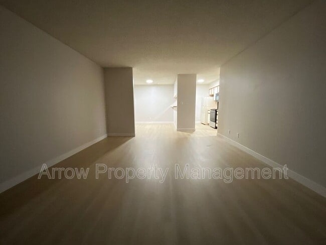 Photo - 2340 N 44th St Unit 9