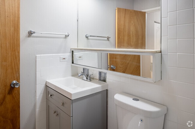 Estudio, 1BA - 600SF - Baño