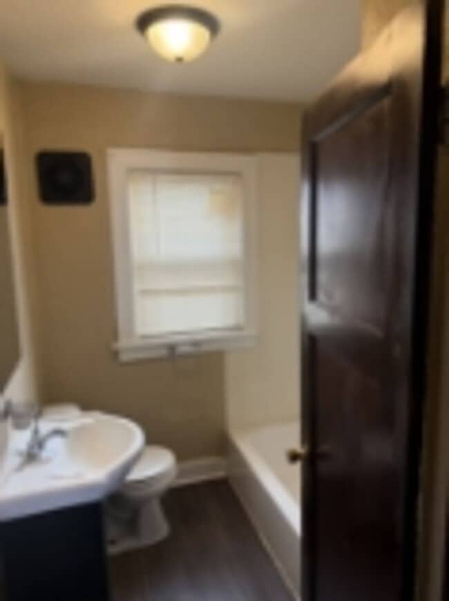 Photo - 5689 N 41st St Unidad 5691