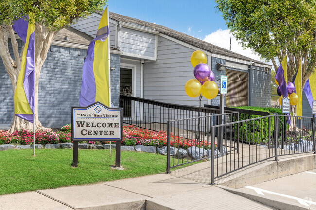 Building Photo - The Park at San Vicente Rental