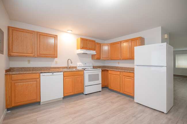 Building Photo - Yakima M.F. LLC Rental