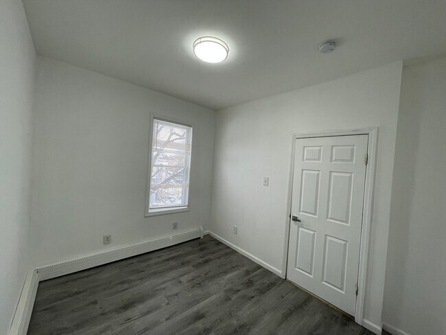 Photo - 22 Clifford St Unit Floor 2