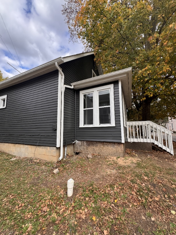 Photo - 220 W Brown Ave