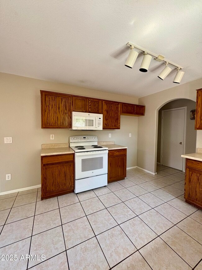 Photo - 1248 N 161st Ave