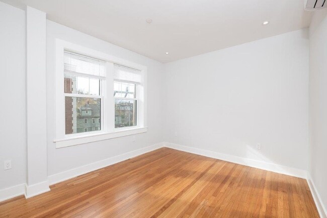 Photo - 17 Forest St Unit 34