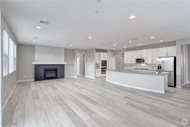 Building Photo - 617 Chromatic Chord Ct Rental