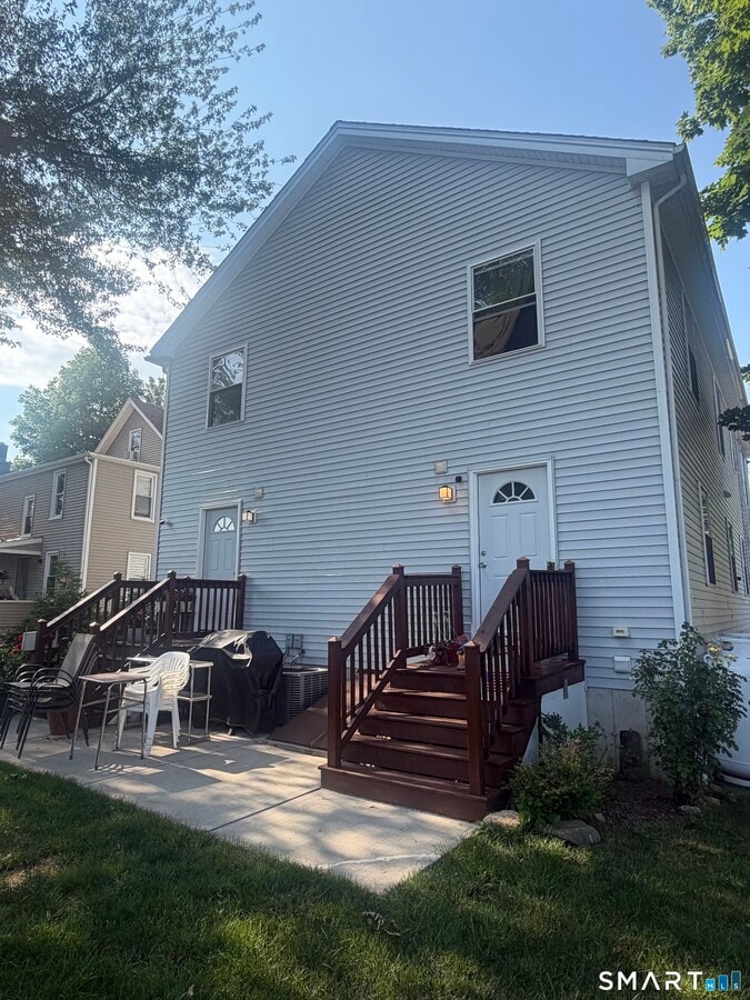Photo - 196 Ohio Ave