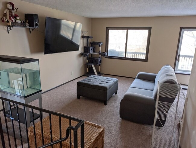 Photo - Awesome 3 bed unit