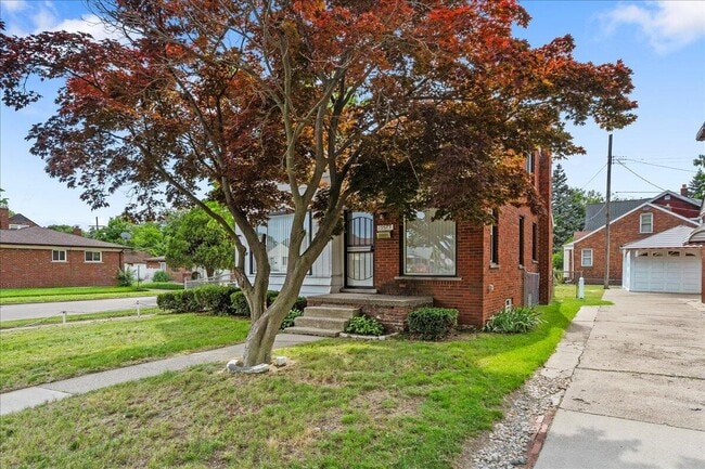 Photo - 19953 Regent Dr