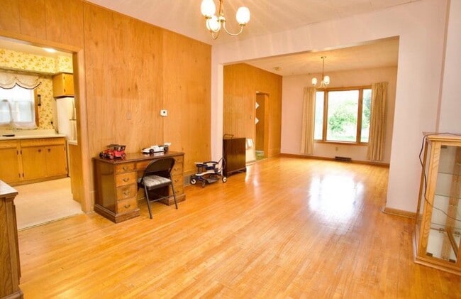 Photo - 724 S 3rd St