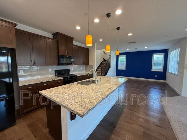 Photo - 17894 Amador Dr