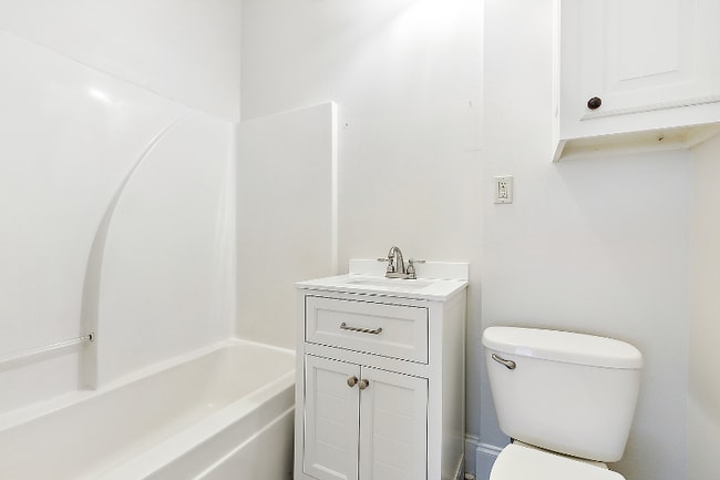 Photo - 3259 Carlotta St Unidad 4