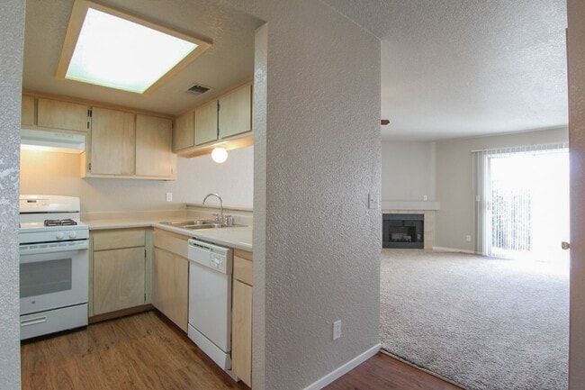 Photo - 1156 Weatherby Ct Unidad B