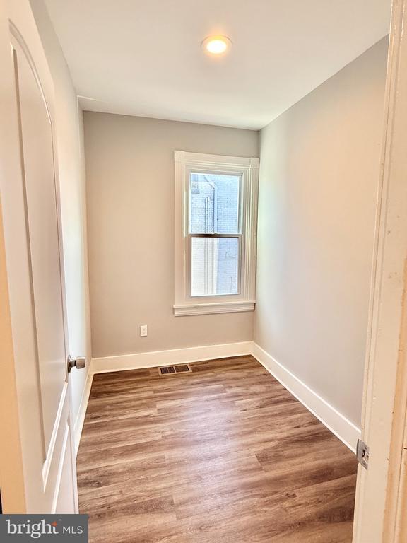 Photo - 307 Washington St