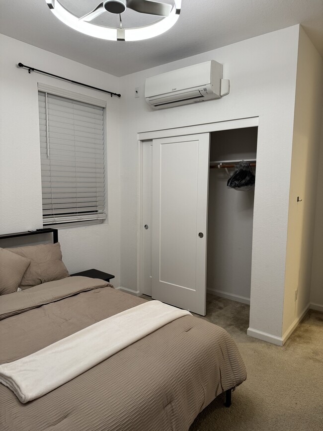 Photo - 5776 Sterling St