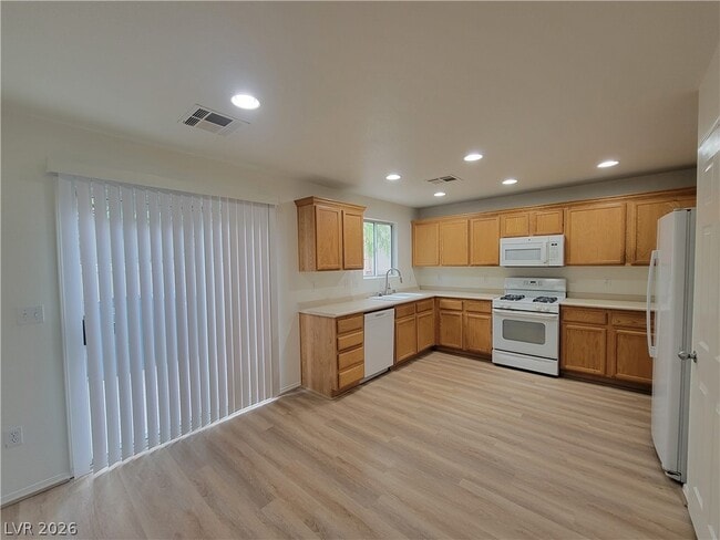 Photo - 3813 Bayamon St
