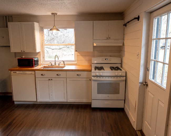 Photo - 1631 S Huntington Dr