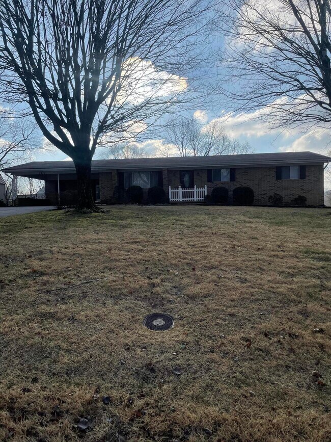 Photo - 3840 Forestview Dr NW