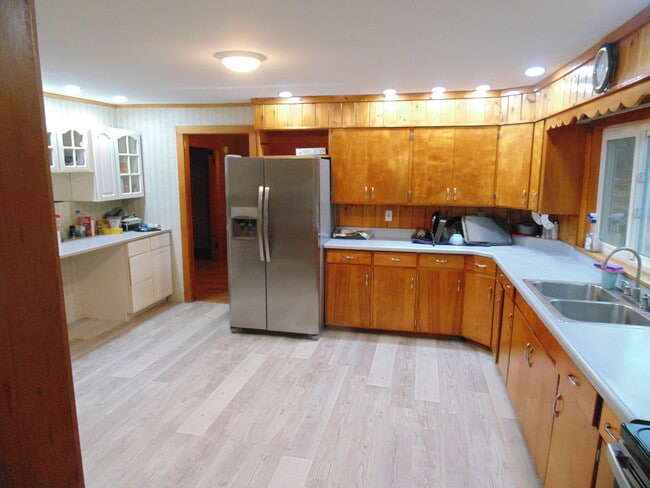Photo - 2390 Bennoch Rd Unit 2390 Bennoch Rd
