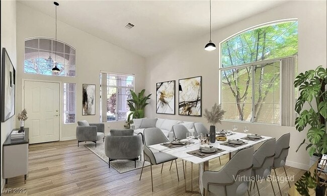 Photo - 24 Staghorn St