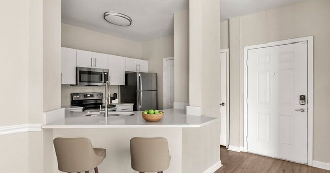 Premium Upgraded Apartment