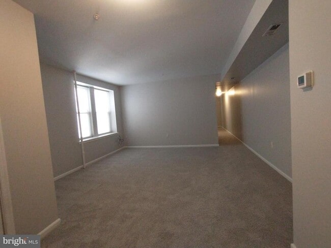 Photo - 307 Dolphin St Unit 1F