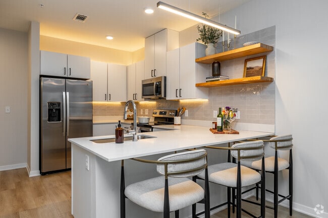 A1 - 1BR, 1BA - 705SF - Kitchen