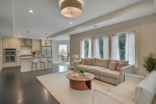 Building Photo - 55 Eton Row