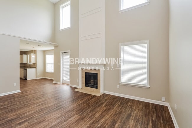 Photo - 2801 Driftwood Ct